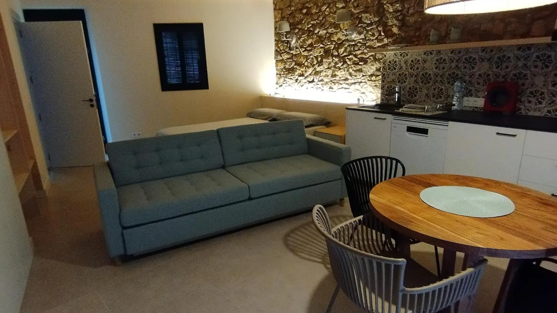 Emporda Apartament-퍼라탈레다 아파트 퍼라탈레다